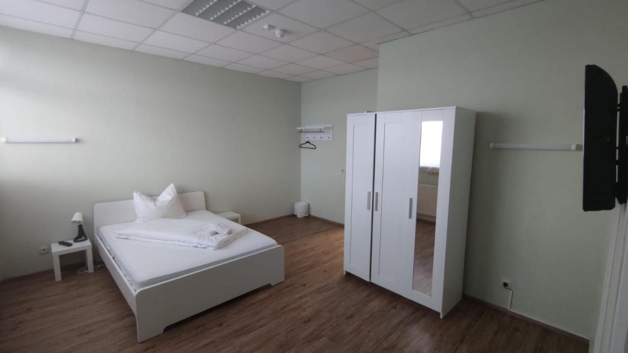 Zimmer In Ramstein Exterior photo