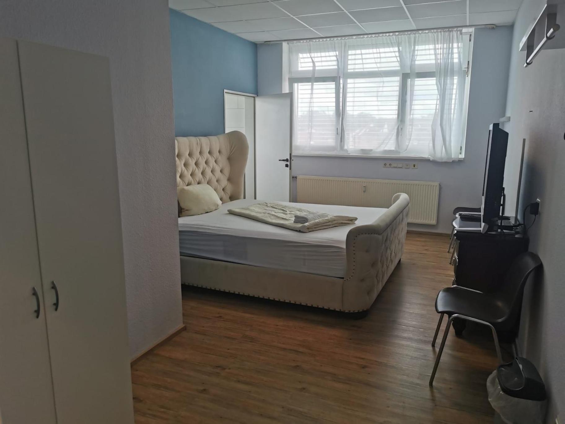 Zimmer In Ramstein Exterior photo